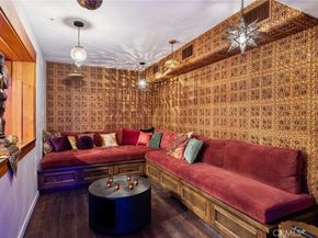 215 S Poinsettia Avenue, Manhattan Beach CA 90266