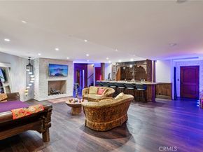 215 S Poinsettia Avenue, Manhattan Beach CA 90266