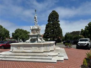 229 Palos Verdes Dr W, Palos Verdes Estates CA 90274