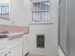 11610 Chanera, Hawthorne CA 90250