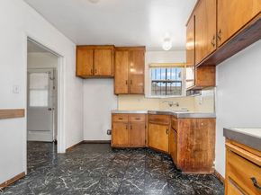 11610 Chanera, Hawthorne CA 90250