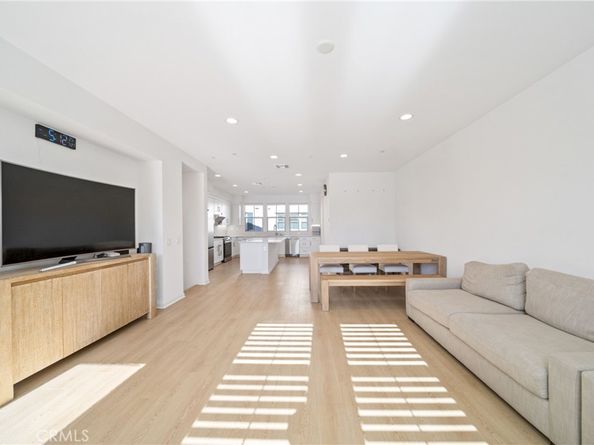 207 Colby Circle, Claremont CA 91711