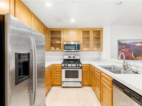 32 Perennial, Irvine CA 92603