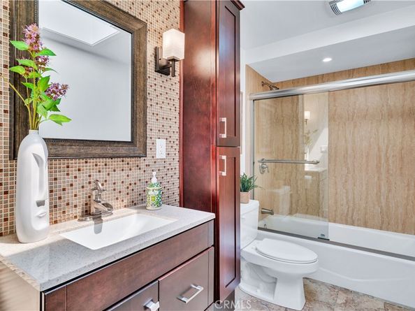 1325 Valley View Road 307, Glendale CA 91202