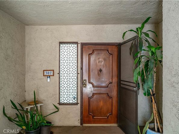1325 Valley View Road 307, Glendale CA 91202