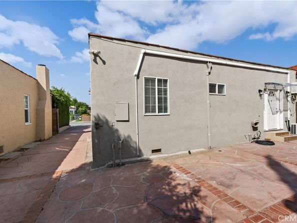 1960 Chariton Street, Los Angeles CA 90034