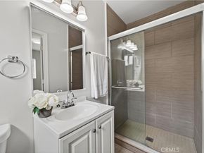 1960 Chariton Street, Los Angeles CA 90034