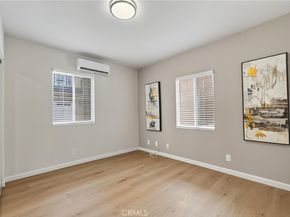 1960 Chariton Street, Los Angeles CA 90034
