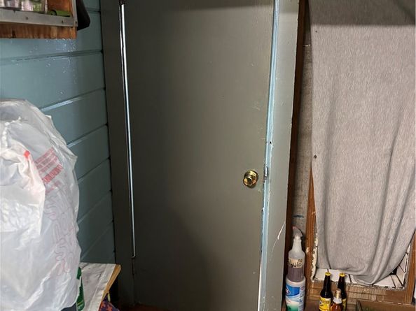 418 E 40th Place, Los Angeles CA 90011