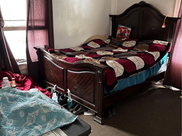 418 E 40th Place, Los Angeles CA 90011