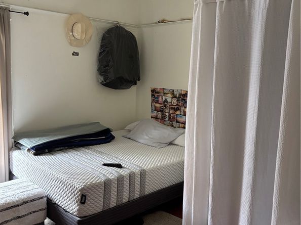 418 E 40th Place, Los Angeles CA 90011