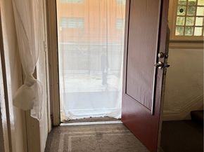 418 E 40th Place, Los Angeles CA 90011