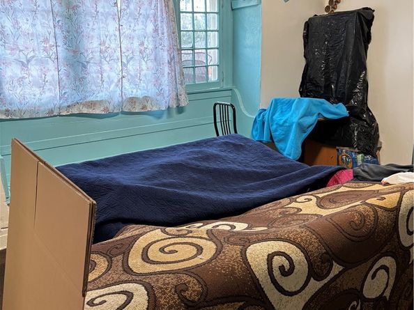 418 E 40th Place, Los Angeles CA 90011