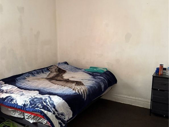 418 E 40th Place, Los Angeles CA 90011