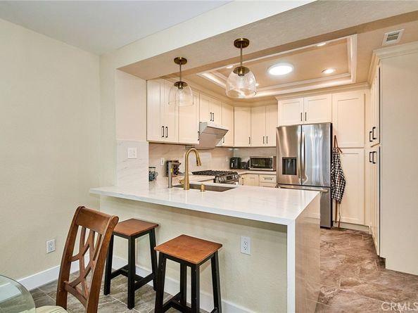 950 S Rim Crest Drive, Anaheim Hills CA 92807