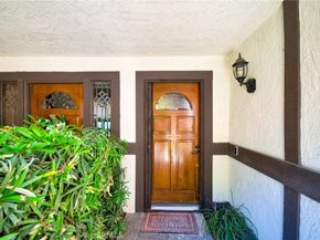 950 S Rim Crest Drive, Anaheim Hills CA 92807