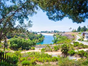 950 S Rim Crest Drive, Anaheim Hills CA 92807