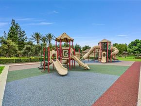 5584 Kate Way 10, Fontana CA 92336