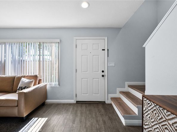 2020 W 23rd Street 18, Long Beach CA 90810