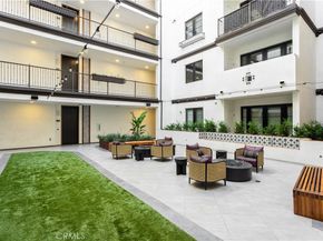 1333 S Orange Grove Avenue 205, Los Angeles CA 90019