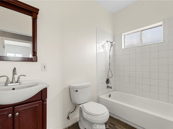 10406 Avalon Boulevard, Los Angeles CA 90003