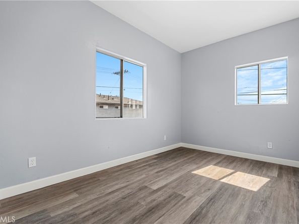 10406 Avalon Boulevard, Los Angeles CA 90003