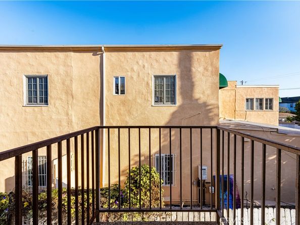 702 Crenshaw Boulevard, Los Angeles CA 90005