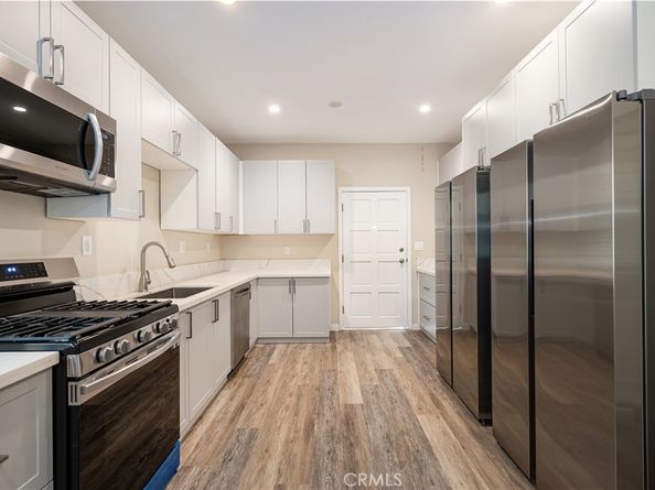 702 Crenshaw Boulevard, Los Angeles CA 90005