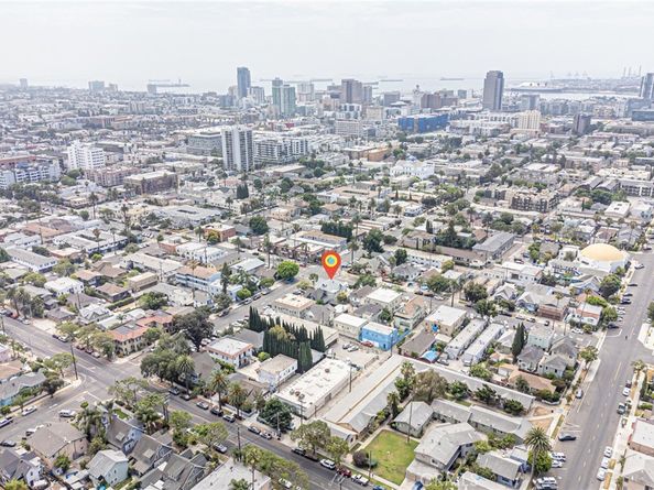 405 W 9th Street, Long Beach CA 90813
