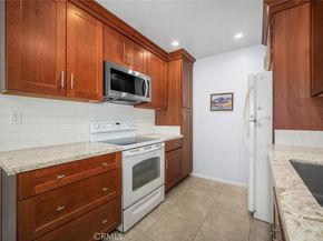 725 Coronado Avenue 103, Long Beach CA 90804