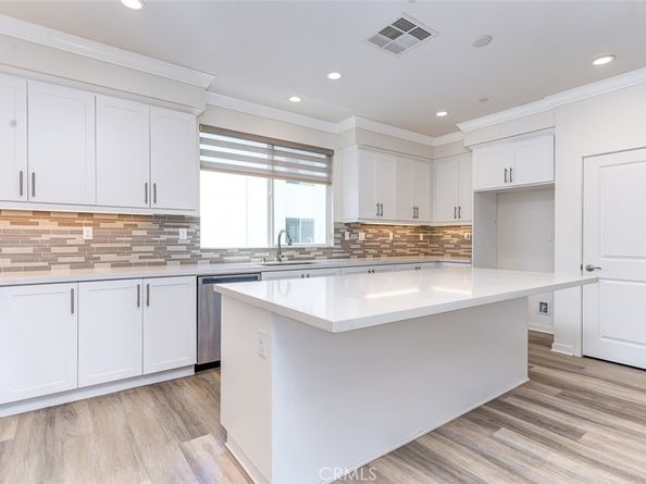 150 Stellar, Irvine CA 92618