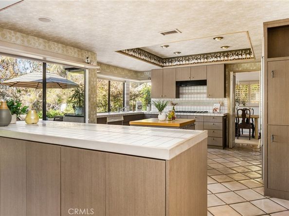 2927 Treeview Place, Fullerton CA 92886