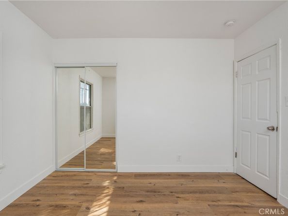 11010 Willowbrook Avenue, Los Angeles CA 90059