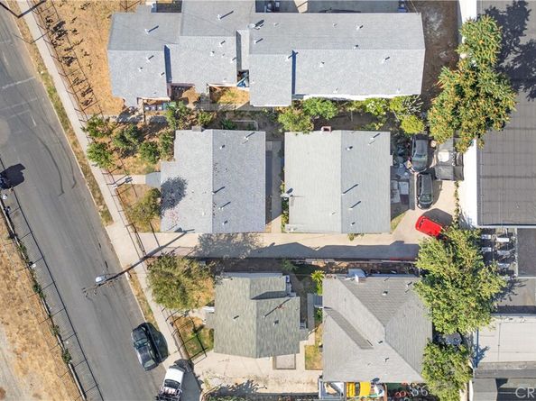 11010 Willowbrook Avenue, Los Angeles CA 90059