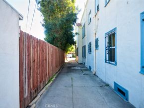 6669 De Longpre Avenue, Los Angeles CA 90028