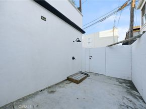 32 56th Place, Long Beach CA 90803