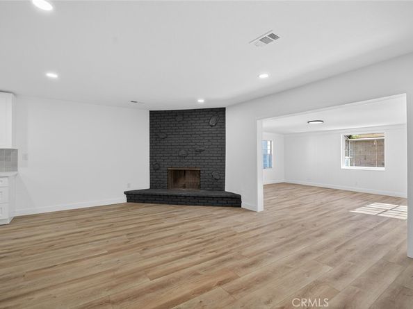 9587 Bolton Avenue, Montclair CA 91763