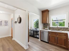 1993 N Marengo Avenue, Pasadena CA 91103