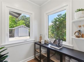 1993 N Marengo Avenue, Pasadena CA 91103