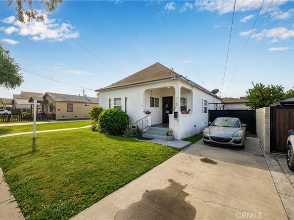 9722 Walnut Street, Bellflower CA 90706