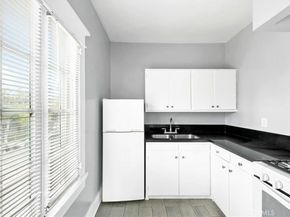 463 W 6th, Long Beach CA 90802