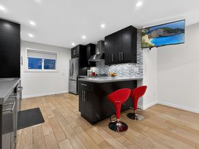 1655 N Beverly Glen, Los Angeles CA 90077