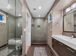 1655 N Beverly Glen, Los Angeles CA 90077