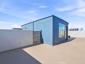 639 Channel Way, Costa Mesa CA 92627