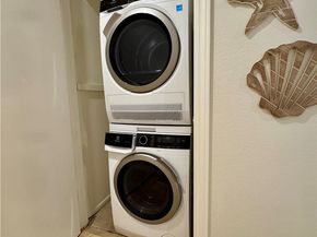 5104 Marina Pacifica Drive S, Long Beach CA 90803