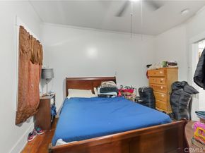 608 W 52nd, Los Angeles CA 90037