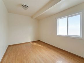 608 W 52nd, Los Angeles CA 90037