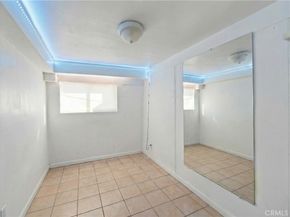 608 W 52nd, Los Angeles CA 90037