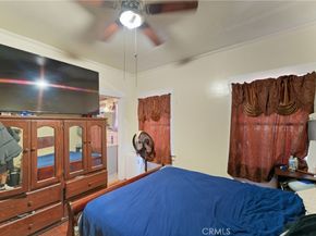 608 W 52nd, Los Angeles CA 90037