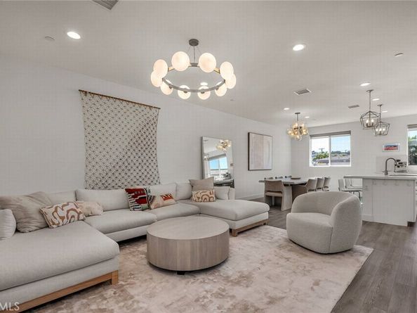 1823 S Mesa, San Pedro CA 90731